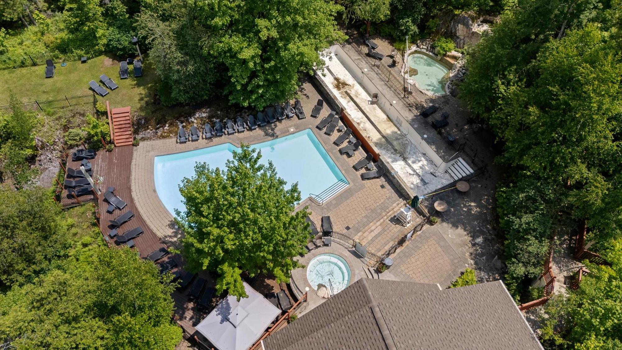 Les Manoirs Wpool & Hot Tub Near Village 120-7 Mont-Tremblant Eksteriør bilde
